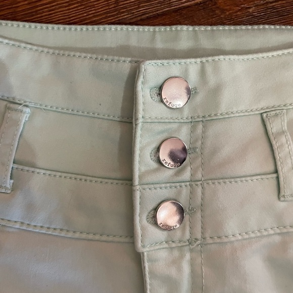 High waisted refuge shorts teal size 4 - Picture 3 of 8